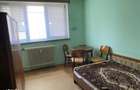 Apartament 3 camere , 59 m2 +3,4 m2 , direct propietar ,zona Institut