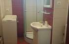 Inchiriere apartament cu trei camere decomandat