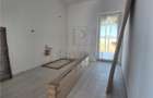 Duplex pe parter - 2 dormitoare - 3 bai ( o baie pe terasa ) - zona in - 11