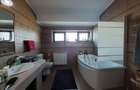 Casa cu piscina - Buftea - 8 camere - 4 bai - 620mp - 2500mp teren - 2