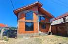 Casa de vanzare in comuna Valea Ia?ului, sat Musta?e?ti, jude? Arge?.