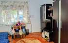 De vânzare – proprietate cu 3 corpuri de clădire, ideală pentru 2 familii – Lugo
