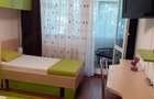 Proprietar inchiriez 3 camere, Aparatorii Patriei, metrou 5-7 min, 2 bai, parcare, centrala-500Euro