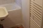 VAND ap. 2 camere, decomandat, centrala, balcon, termopane, u?a noua. - 3