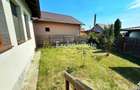 Inchiriere Casa 3 camere + curte generoasa 500 mp - Mosoaia (Arges)