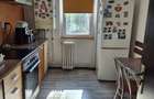 De vanzare apartanent cu 3 camere
