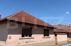 Casa de vanzare in Codlea zona linistita, singur in curte - 2