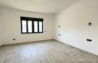 Inchiriere Casă 3 camere 154 mp, Teren 630 mp - Str. T. Vladimirescu - Carei