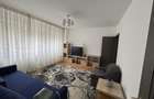 Inchiriez apartament 3 camere semidecomandat