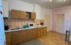 Apartament cu intrare separata, parter, curte si parcare