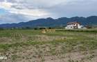 Teren de vanzare la intrarea in Zarnesti (Zona Penny ). Excelent pentr - 1