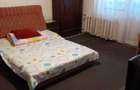 Inchiriere garsoniera Mall Vitan, curat, luminos linistit, etaj 1 din 8, mobilat modest dar decent, reabilitat, balcon