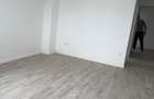 Vand Apartament Calea Moldovei etaj 1 - 4