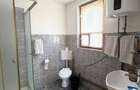 Casa single 4 camere + 1700mp in Mandra / zona Slimnic