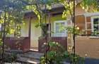 Casa batraneasca, cu gaz, teren de 1.000 mp in Berchiesu, comuna Frata