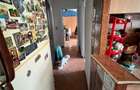 De vanzare apartament cu 3 camere Pret: 89.000 euro