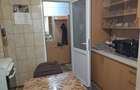 Casă cu 2 camere decomandat în Central