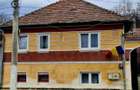 Casa saseasca de renovat, Bunesti Brasov