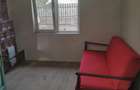 Chirie casa cu teren 5 camere, 1 baie, o bucatarie