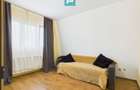 Apartament cu o cameră, Miron Costin