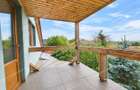 Casa in stil rustic, cu teren de 530 mp Sat Costi, strada Bunicilor