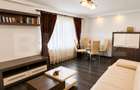Apartament cu 3 camere de închiriat, zonă excelentă, aproape de școli și magazin - 1