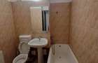 De inchiriat Apartament 3 camere situat in zona Centru. - 2