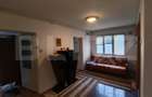 Casa de vanzare/spatiu comercial, cu 4 camere ?i un teren - 6