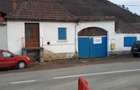 Casa cu teren 1240mp pe Transalpina in sat Laz,comuna Sasciori, Alba,