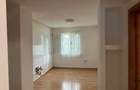 Vand apartament cu 3 camere, etaj 2, zona Kaufland