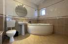 Apartament 4 camere, 2 balcoane, garaj și boxă pe str. Cometei - 9