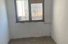Apartament 2 camere, etaj 2/4 , fara imbunatatiri, zona Scoala 6