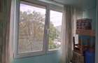 De vanzare 3 camere decomandat