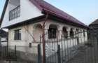 Casa in centrul localitatii Gardani!! - 1