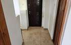 Apartament Strehaia cu 3 camere