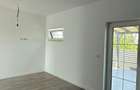 Casa parter cu 3 camere, curte ?i beci - 1