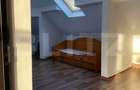 Casa mare, in Centrul Vechi din Deva - 10 camere, ideal lo - 7
