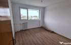 Apartament de vanzare - 5