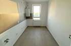 Apartament de inchiriat in Coresi Kasper pe pietonala cu boxa si parcare - 2