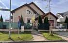 Vila de inchiriat, zona Henri Coanda, 5 camere, curte si gradina 450 m - 8