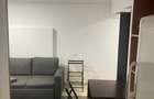 Dau in chirie apartament cu o camera, transformat in doua camere , are parcare subterana.