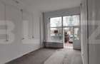 Spatiu comercial, 70 mp, zona Micro 3 - 1