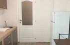 Inchiriez in Mazepa2 apartament 2 camere etaj1 - 4