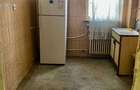 Apartament 2 camere, bloc caramida, Calea Bucuresti-Institut, sud, acoperis nou