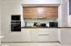 Apartament cu 3 camere, dressing si debara mobilat la etaj intermediar - 10