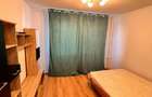 Camera de camin cu baie proprie,etaj 2,renovata complet - 2