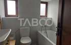 Casa 58 mp cu gradina 300 mp pet friendly central Cisnadioara - 18
