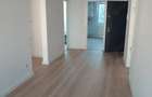Apartament 4 camere de vanzare zona Favorit