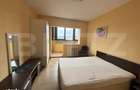 Se cauta colega intr-un apartament de 3 camere , in zona Bd. 21 Decemb - 3
