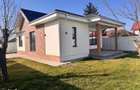 Casa din caramida la strada asfaltata cu apa/canalizare/gaz/curent - 13